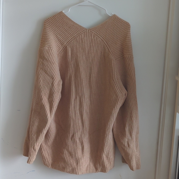 Oversized Pink Sweater - Picture 6 of 6